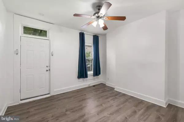 Baltimore, MD 21223,904-W W LOMBARD ST