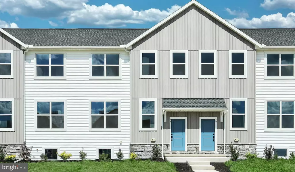 77 N CONIFER DR, Elizabethtown, PA 17022