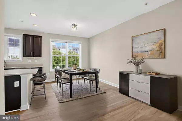 Rockville, MD 20850,909 CRESTFIELD DR