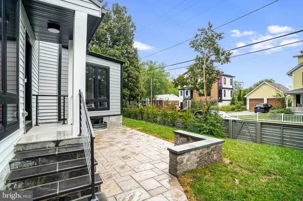 Arlington, VA 22201,3500 7TH ST N