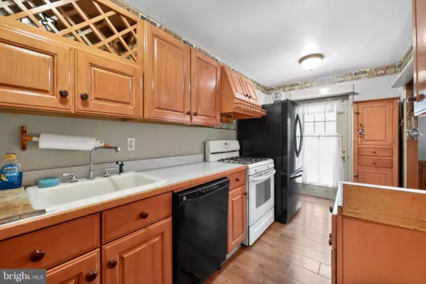 Philadelphia, PA 19135,6752 GILLESPIE ST