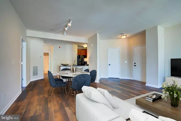 Aldie, VA 20105,24628 BYRNE MEADOW SQ #300