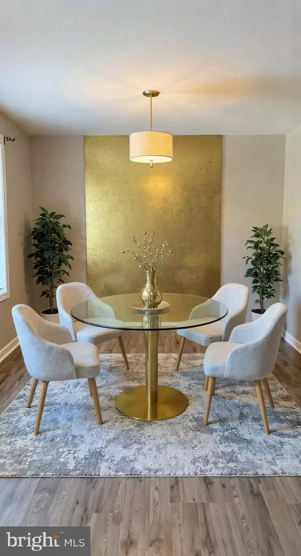 Washington, DC 20020,2131 YOUNG ST SE #201