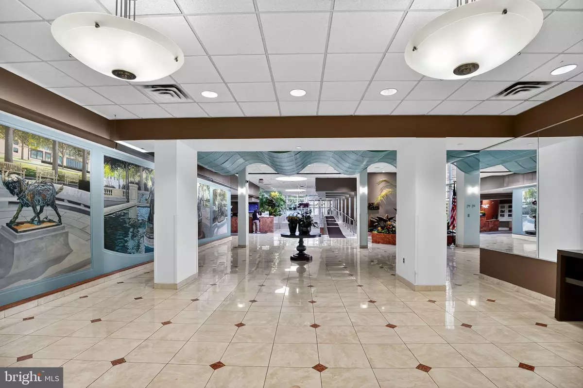 Philadelphia, PA 19103,1919 CHESTNUT ST #2004