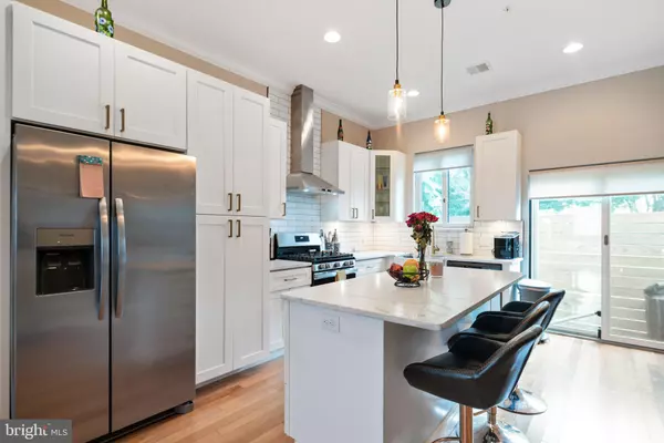 Philadelphia, PA 19122,1654 N 6TH ST