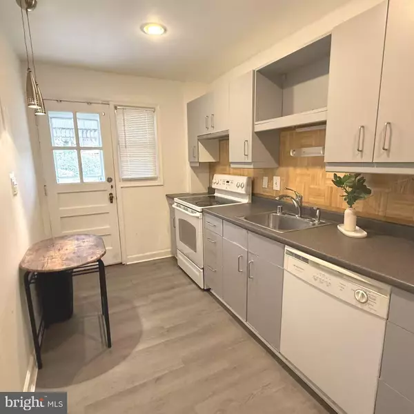 8324 LOCH RAVEN, Towson, MD 21286