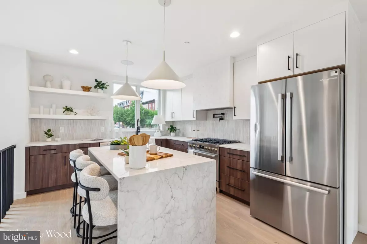 Philadelphia, PA 19123,610 N BRENNA WALK