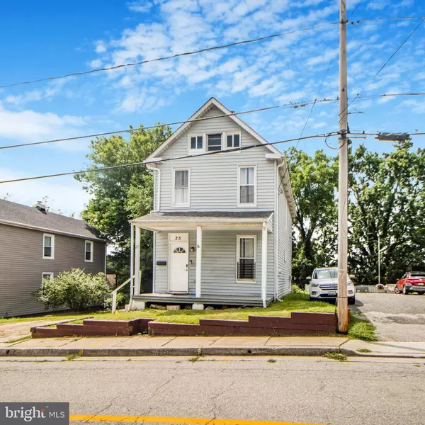 25 3RD AVE, Halethorpe, MD 21227