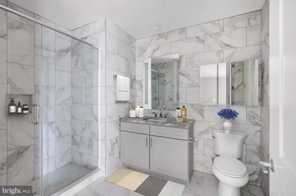 Philadelphia, PA 19103,2301-61 JOHN F KENNEDY BLVD #101