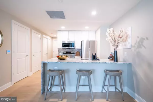 Philadelphia, PA 19103,2301-61 JOHN F KENNEDY BLVD #101