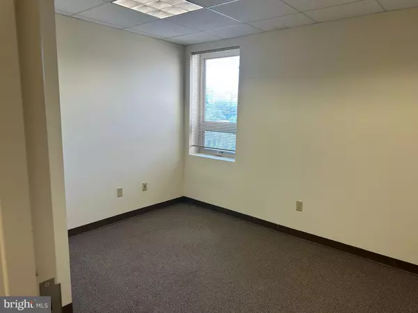 Doylestown, PA 18901,16 N FRANKLIN ST #105