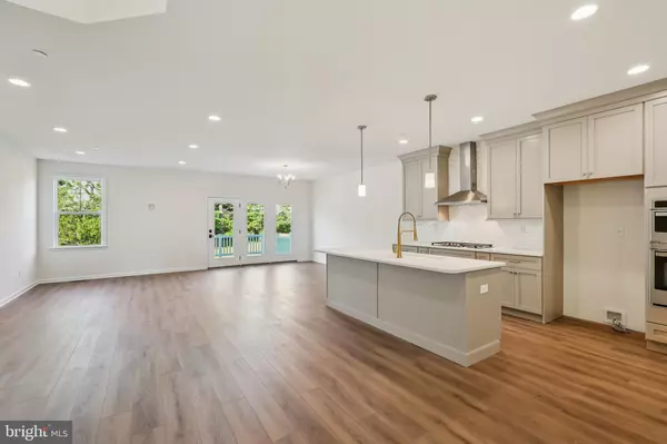Warminster, PA 18974,36 PARRY WAY