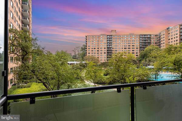 4201 CATHEDRAL AVE NW #323E, Washington, DC 20016