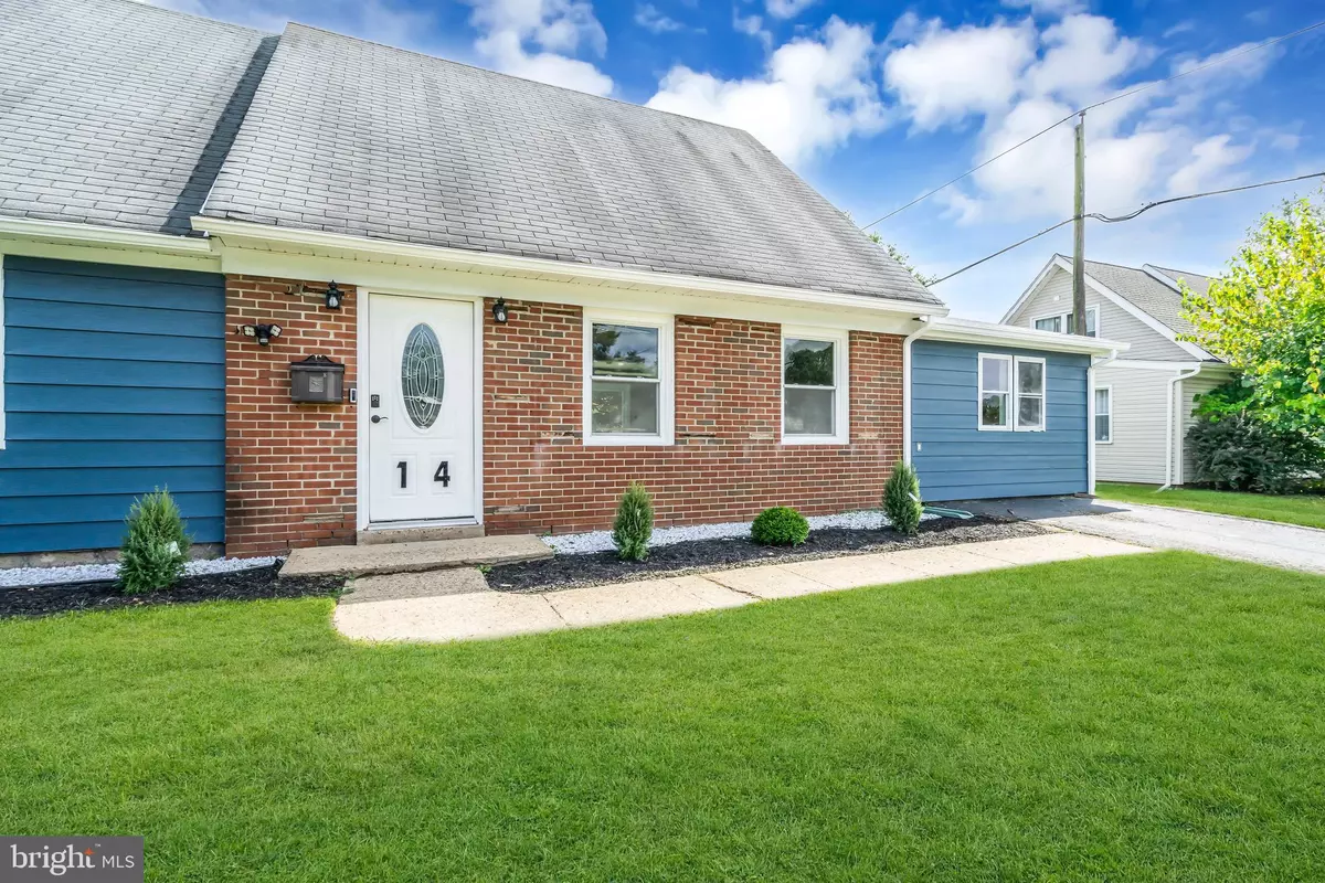 Willingboro, NJ 08046,14 MELBOURNE LN