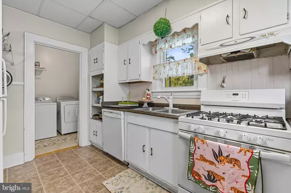 Altoona, PA 16601,2114 14TH ST