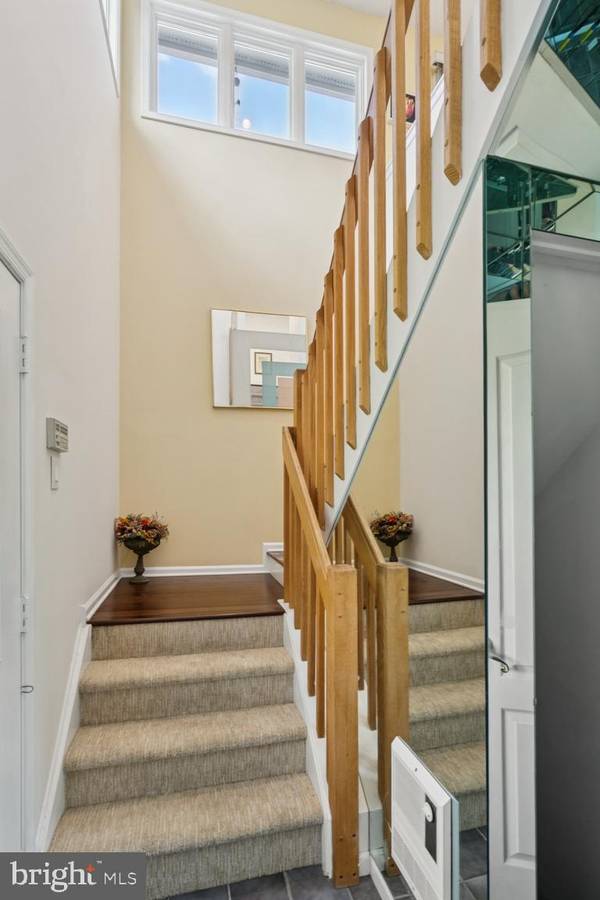 Cherry Hill, NJ 08003,422 CHANTICLEER