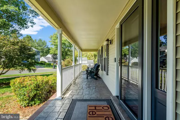 Fairfax Station, VA 22039,9524 OAK STREAM CT