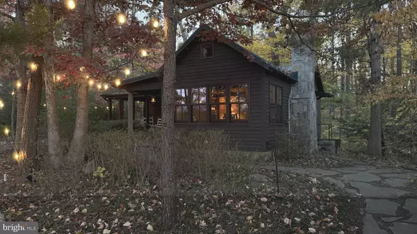 1489 WHITINGS NECK RD, Martinsburg, WV 25404