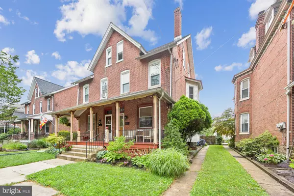 Phoenixville, PA 19460,372 2ND AVE