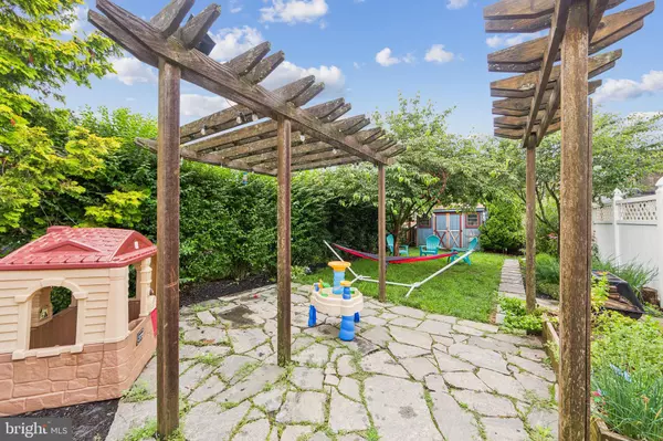 Phoenixville, PA 19460,372 2ND AVE