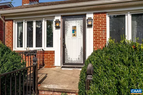 Staunton, VA 24401,816 MONROE ST