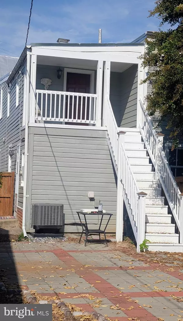 Frederick, MD 21701,124 WATER ST