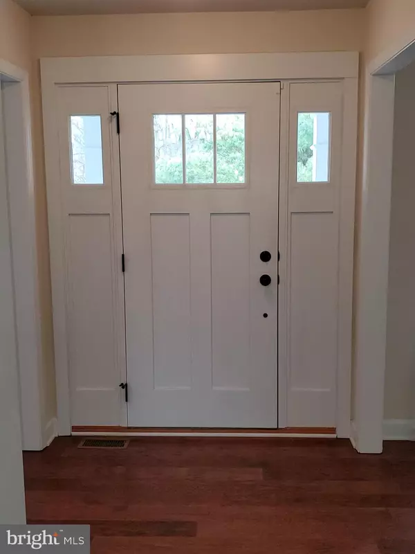 Fredericksburg, VA 22407,10510 WOODLAND DR