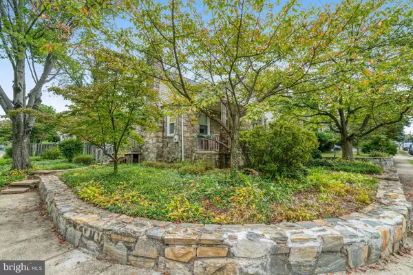 Arlington, VA 22207,2515 N LEXINGTON ST