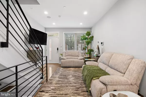 Philadelphia, PA 19125,2607 TULIP ST