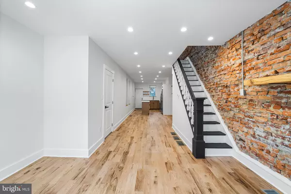 Philadelphia, PA 19145,2115 WATKINS ST