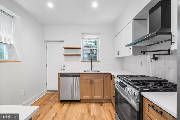 Philadelphia, PA 19145,2115 WATKINS ST