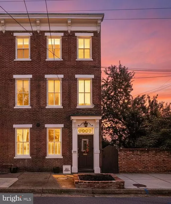 Alexandria, VA 22314,430 S LEE ST S