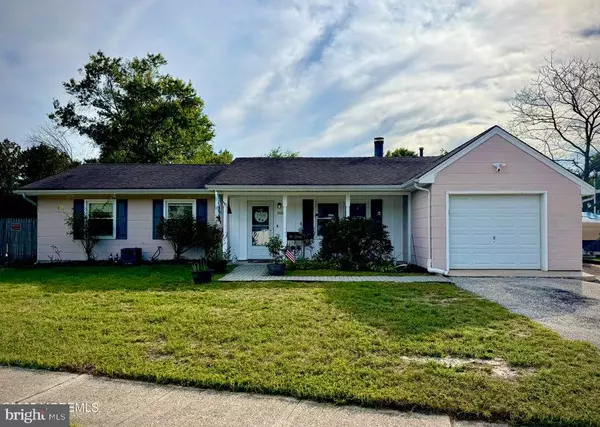 168 BEVERLY DR, Barnegat, NJ 08005