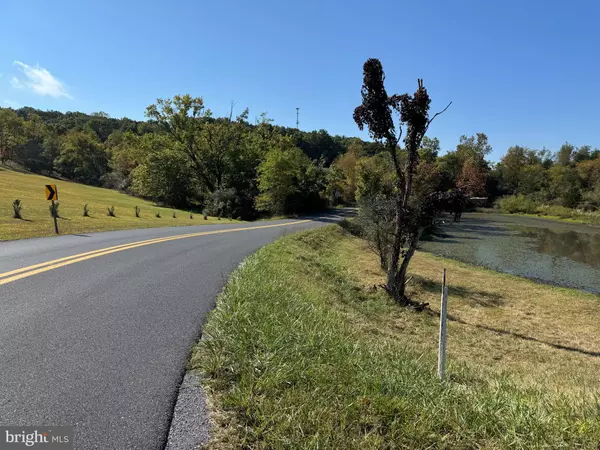 Berkeley Springs, WV 25411,FEARNOW RD