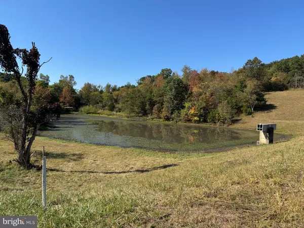 FEARNOW RD,  Berkeley Springs,  WV 25411