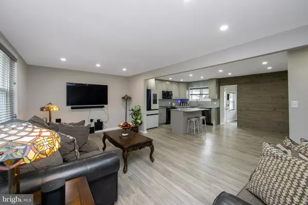 Hainesport, NJ 08036,14 DELAWARE AVE