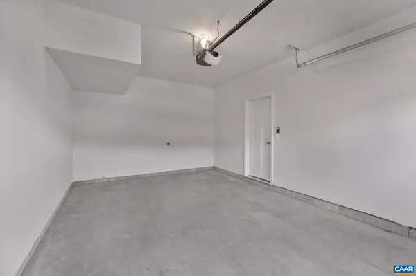 Charlottesville, VA 22901,39 FARROW CIR