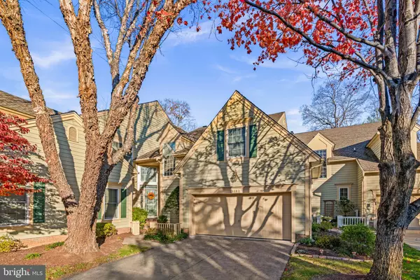 Columbia, MD 21044,5161 HARPERS FARM RD #27