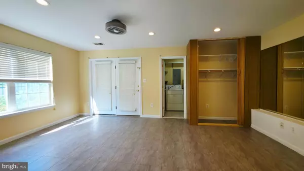 Gainesville, VA 20155,6690 RODERICK LOOP