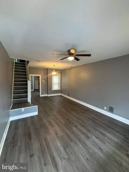 2863 HARRISON AVE, Camden, NJ 08105