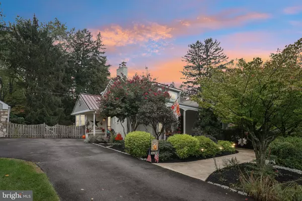 Southampton, PA 18966,902 MANOR LN