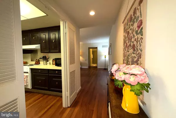 Silver Spring, MD 20906,3352 CHISWICK CT #57-2E