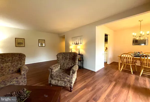 Silver Spring, MD 20906,3352 CHISWICK CT #57-2E