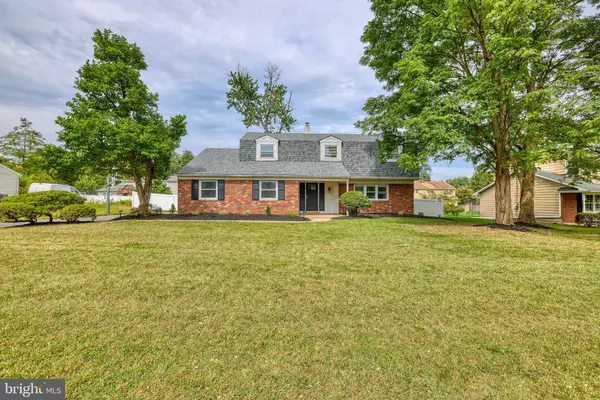 918 EDGEWOOD RD, Yardley, PA 19067