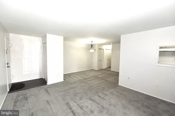 Beltsville, MD 20705,11326 CHERRY HILL RD #2-N204