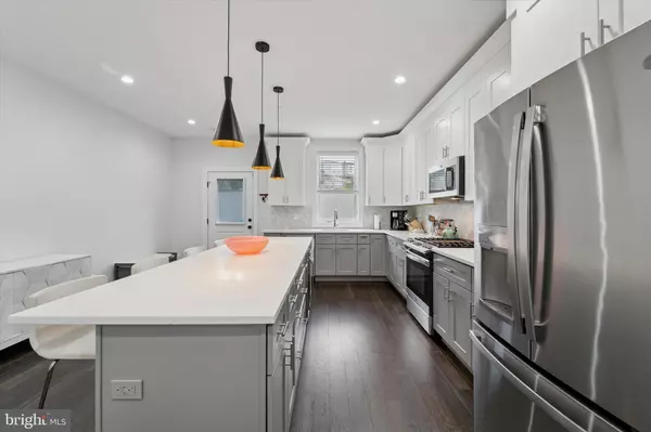 Philadelphia, PA 19119,73 E SHARPNACK ST