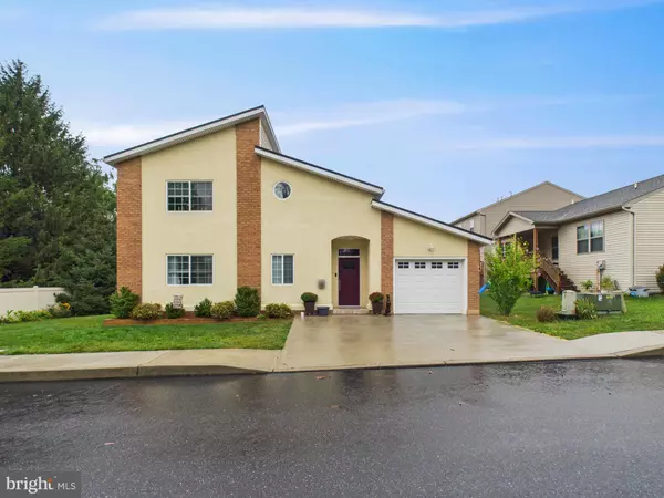 404 W COOVER ST, Mechanicsburg, PA 17055