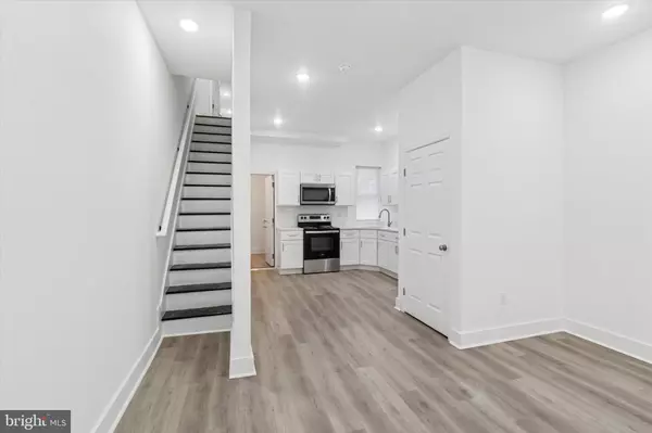 Philadelphia, PA 19140,1945 DENNIE ST