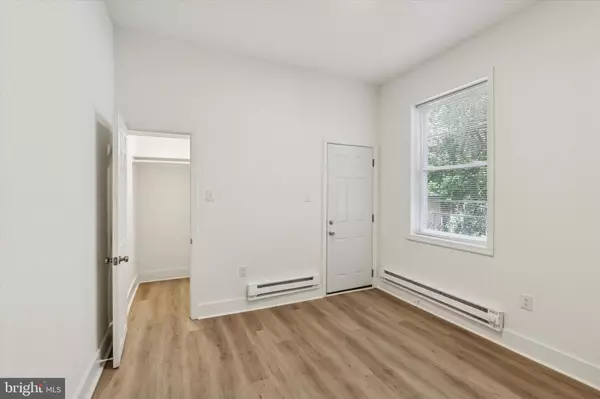 Philadelphia, PA 19140,1945 DENNIE ST