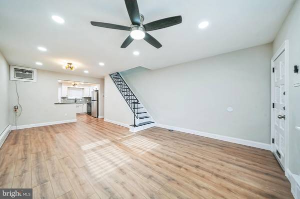 Philadelphia, PA 19145,2222 S CROSKEY ST